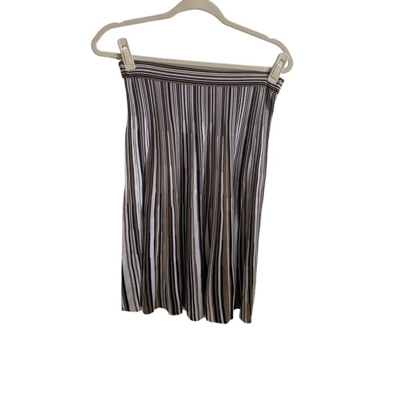 DIKTONS BARCELONA skater skirt pleats mini stripe white beige black knit size 6 - Picture 5 of 8